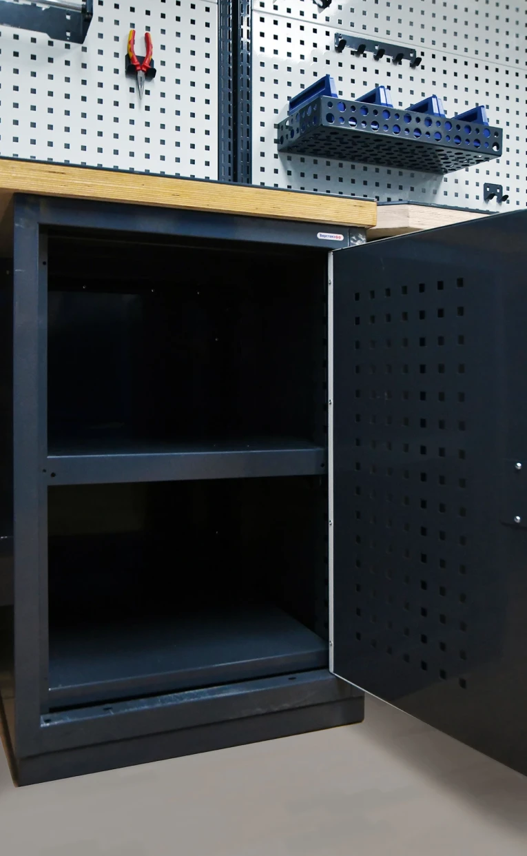 Верстак FBK 205.357-2 купить в Великом Новгороде Верстак FBK 205.357-2 купить в Великом Новгороде