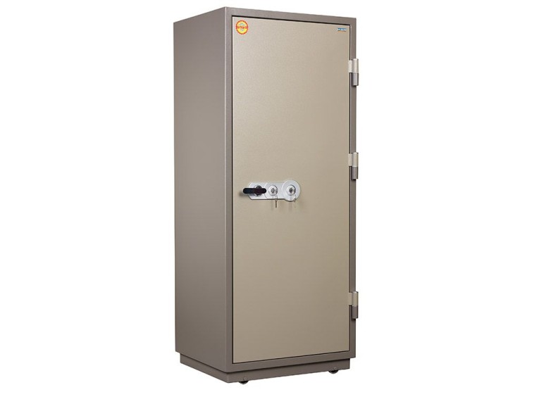 Огнестойкий сейф Valberg FRS 173.T-KL купить в Великом Новгороде Огнестойкий сейф Valberg FRS 173.T-KL купить в Великом Новгороде