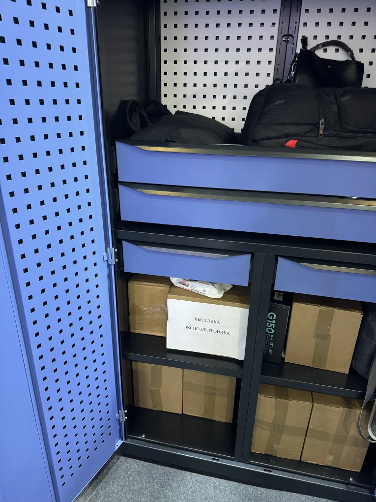 Шкаф антистатический SPC 182.8B.4S купить в Великом Новгороде Шкаф антистатический SPC 182.8B.4S купить в Великом Новгороде