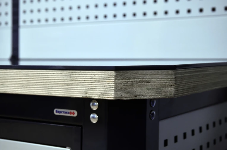 Верстак MCN 1252.L4-2F купить в Великом Новгороде Верстак MCN 1252.L4-2F купить в Великом Новгороде