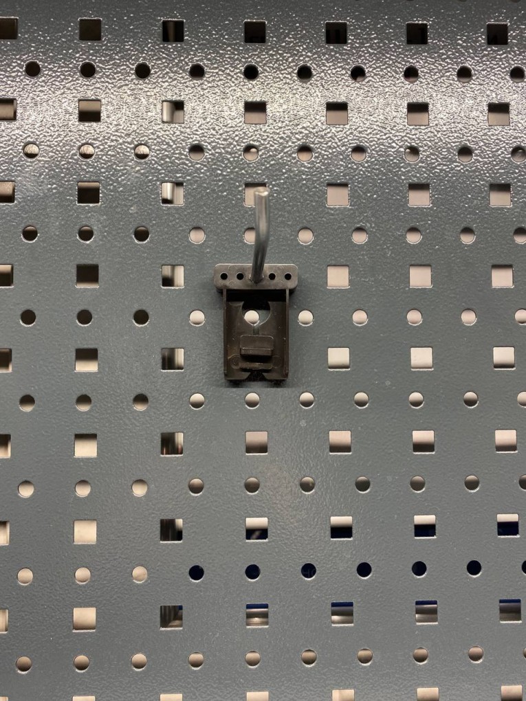 Крючок 75 мм купить в Великом Новгороде Крючок 75 мм купить в Великом Новгороде