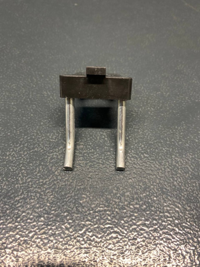 Крючок двойной 38 мм купить в Великом Новгороде Крючок двойной 38 мм купить в Великом Новгороде