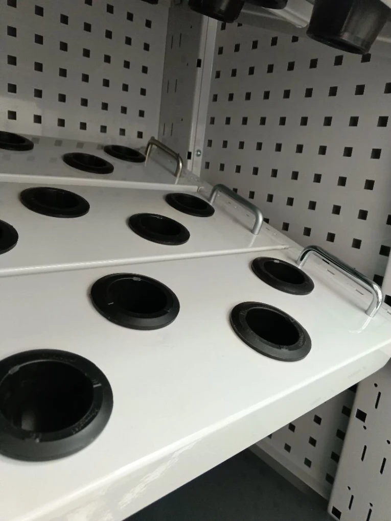 Шкаф инструментальный FBK 20 P.2S купить в Великом Новгороде Шкаф инструментальный FBK 20 P.2S купить в Великом Новгороде