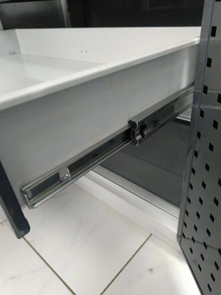 Шкаф инструментальный FBK 20 P.2S купить в Великом Новгороде Шкаф инструментальный FBK 20 P.2S купить в Великом Новгороде