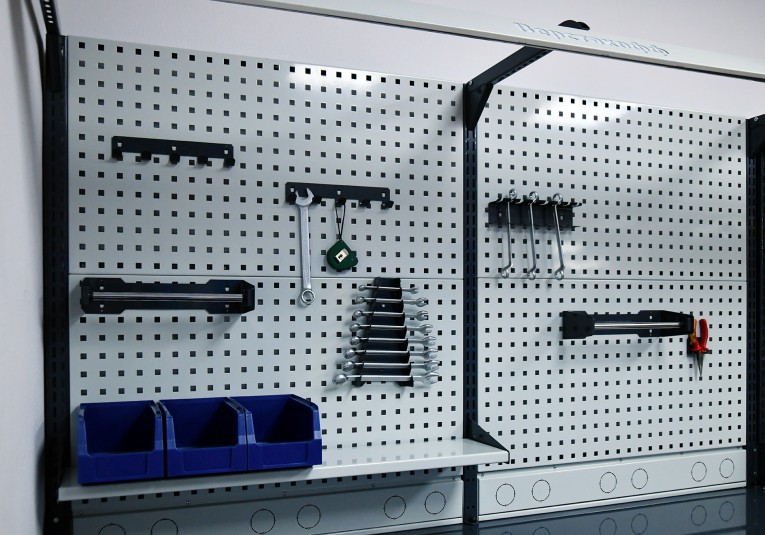 Верстак FBK 1551.16.3-2R купить в Великом Новгороде Верстак FBK 1551.16.3-2R купить в Великом Новгороде