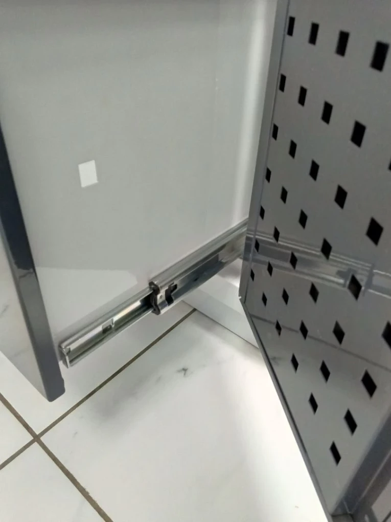 Шкаф инструментальный FBK 20 PR.2B2.1S купить в Великом Новгороде Шкаф инструментальный FBK 20 PR.2B2.1S купить в Великом Новгороде