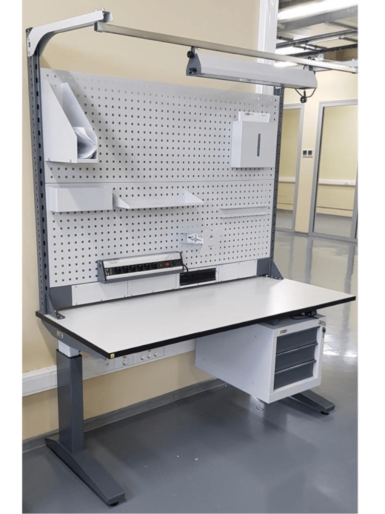 Стол монтажный ДиКом СР-100-01 ESD купить в Великом Новгороде Стол монтажный ДиКом СР-100-01 ESD купить в Великом Новгороде