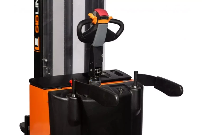 Штабелер электрический самоходный с платформой 2 т - 4,5 м Вилы: 1150 , АКБ Свинцово - кислотная, CL2045W SIBLINE купить в Великом Новгороде Штабелер электрический самоходный с платформой 2 т - 4,5 м Вилы: 1150 , АКБ Свинцово - кислотная, CL2045W SIBLINE купить в Великом Новгороде